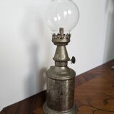 19th century Pigeon oil lamp