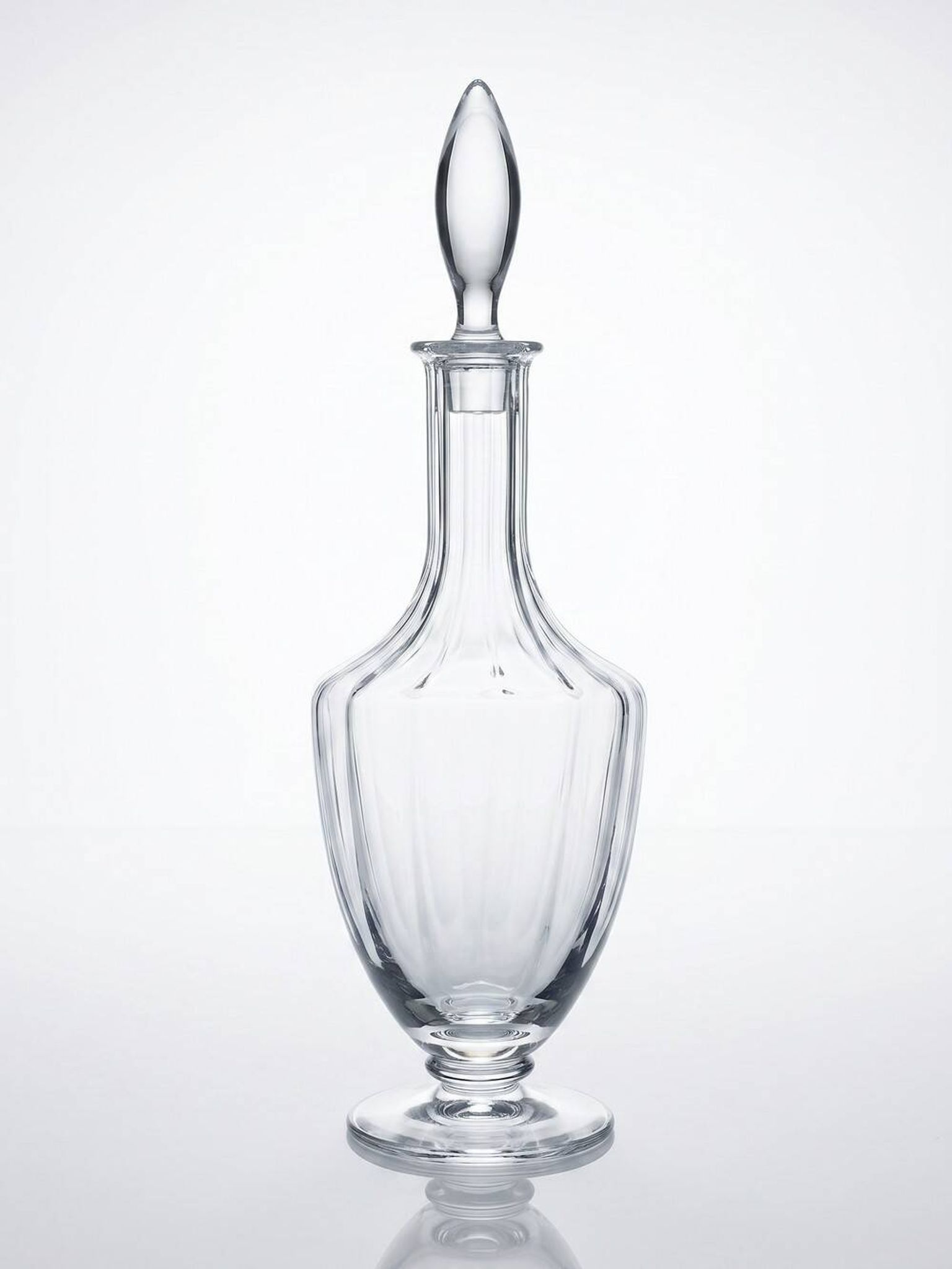 Large crystal decanter from Sèvres, vintage 1970s-1980s.
