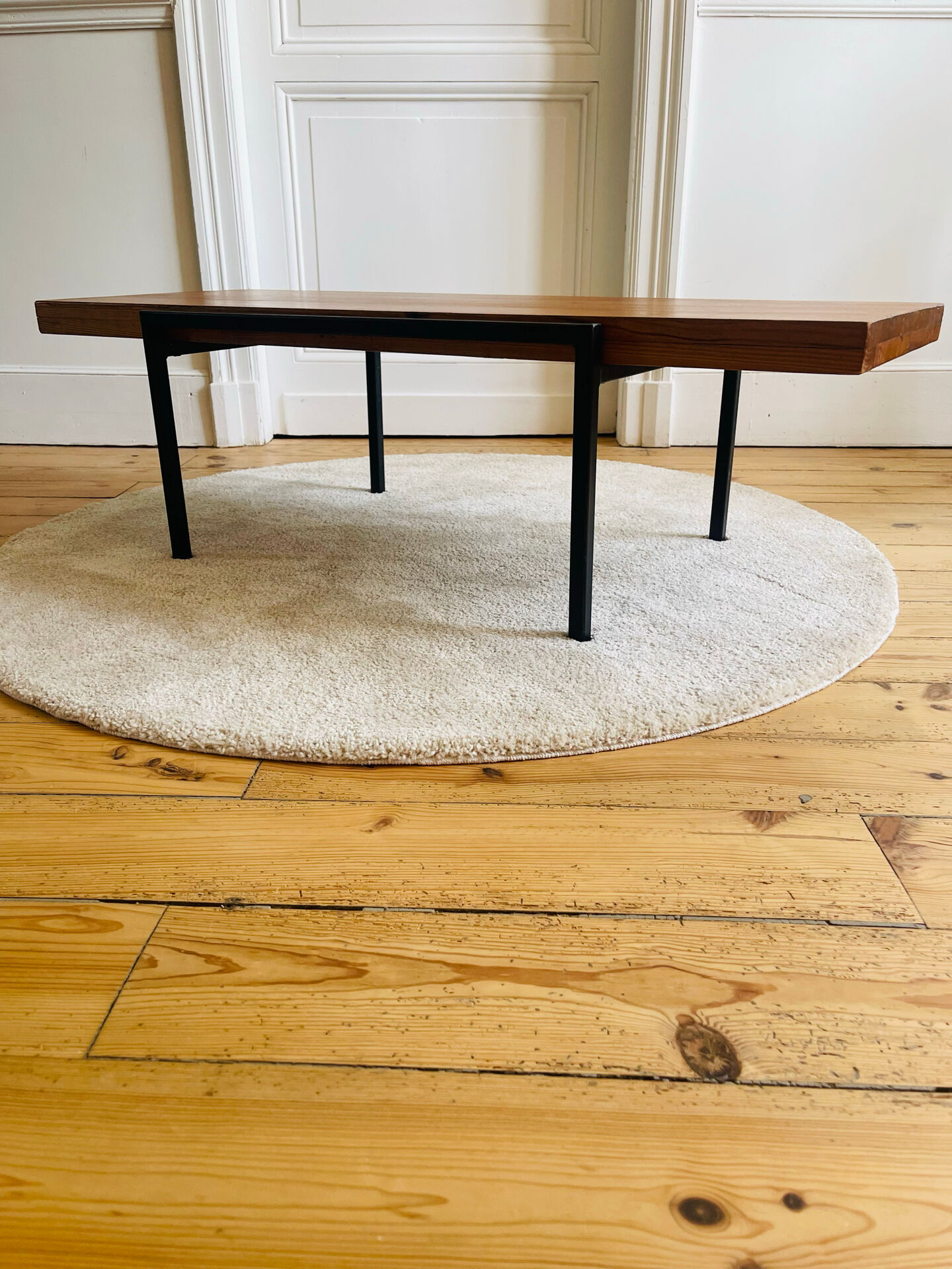Table basse pin et métal vintage