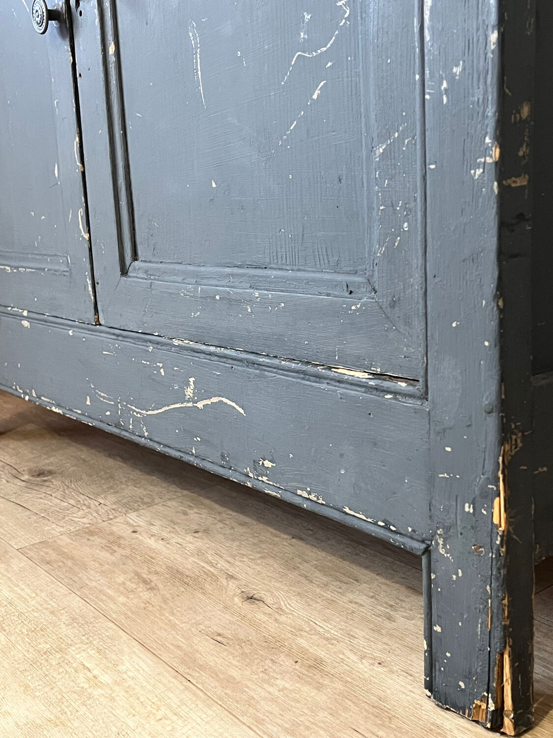 Slate blue Parisian buffet