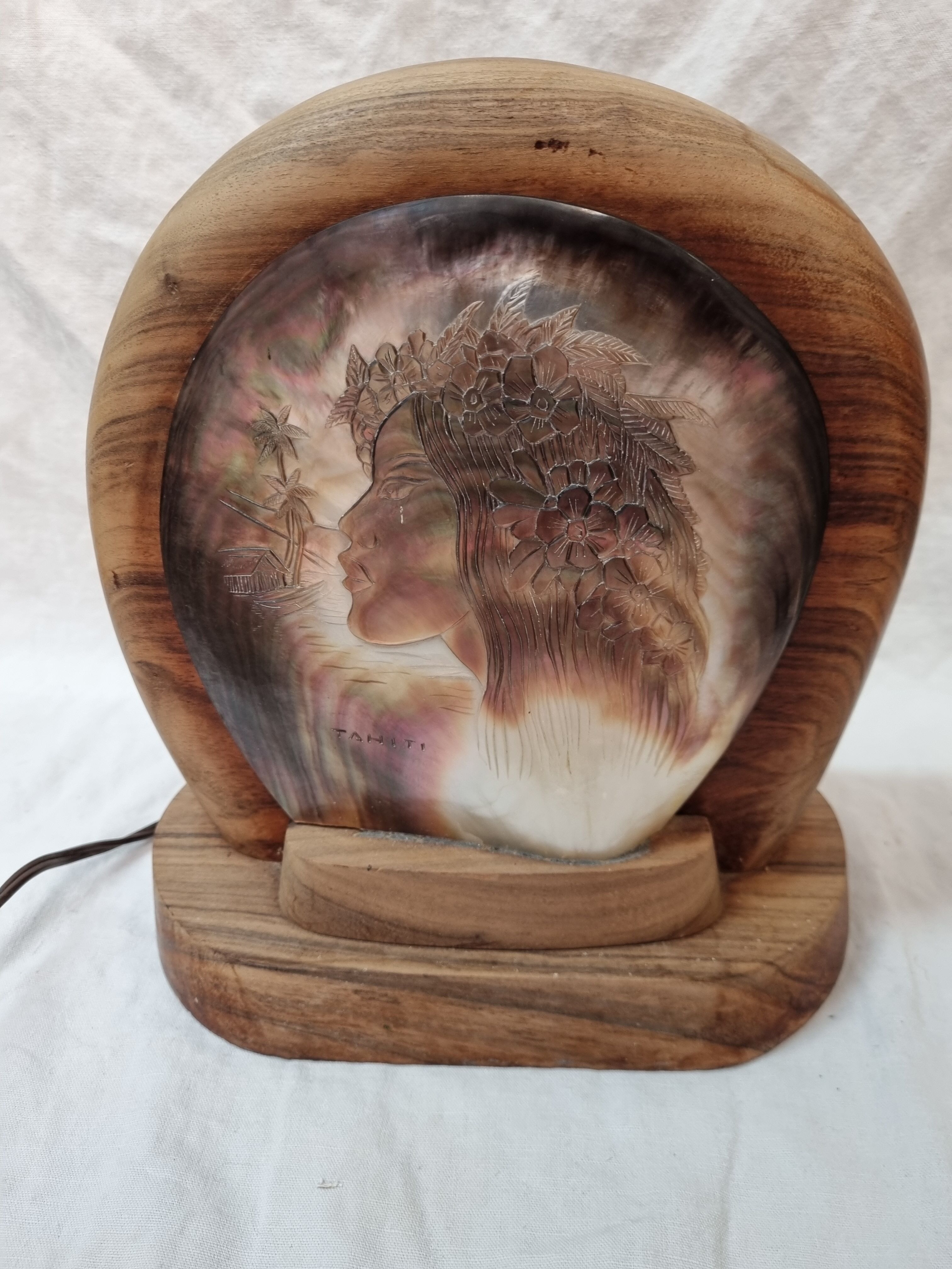Tahitian lamp, 1980, carved pearl oyster shell