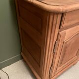 Jam jar in airbrushed oak