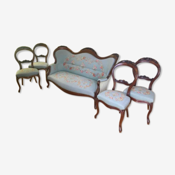 Salon style Louis Philippe avec revêtement brodé - canapé et 4 chaises