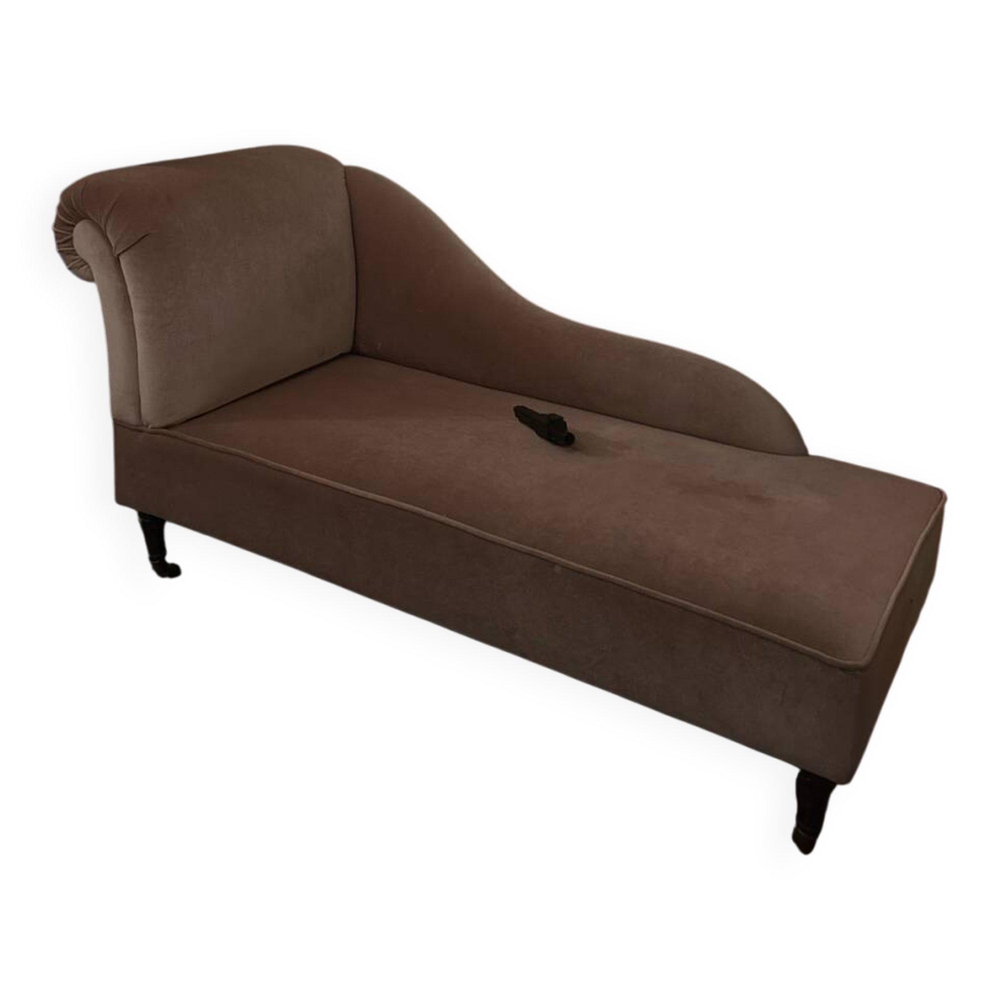 Velvet daybed