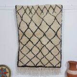 Handmade woolen Azilal Berber rug 140 X 100 CM