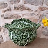 Soup tureen with slushie cabbage