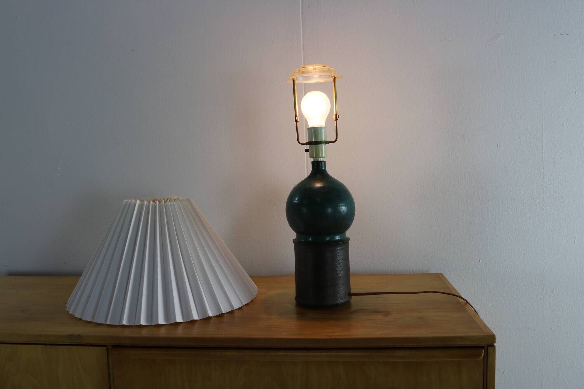 Sixties danish design ceramic tablelamp by Marianne Starck