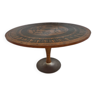 Table basse ronde en métal de Vad Trevare / Norvège / Vintage