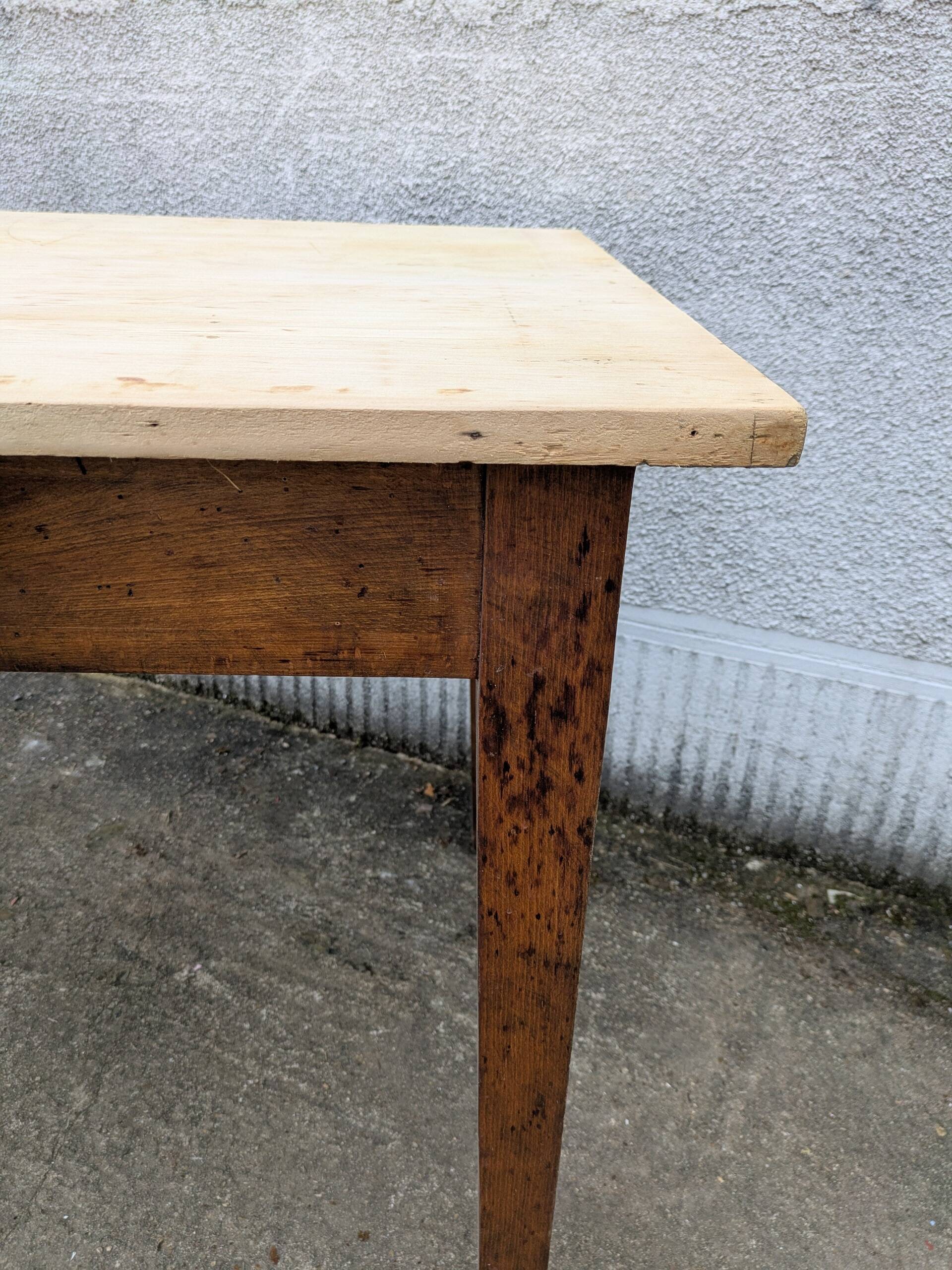 Farmhouse table