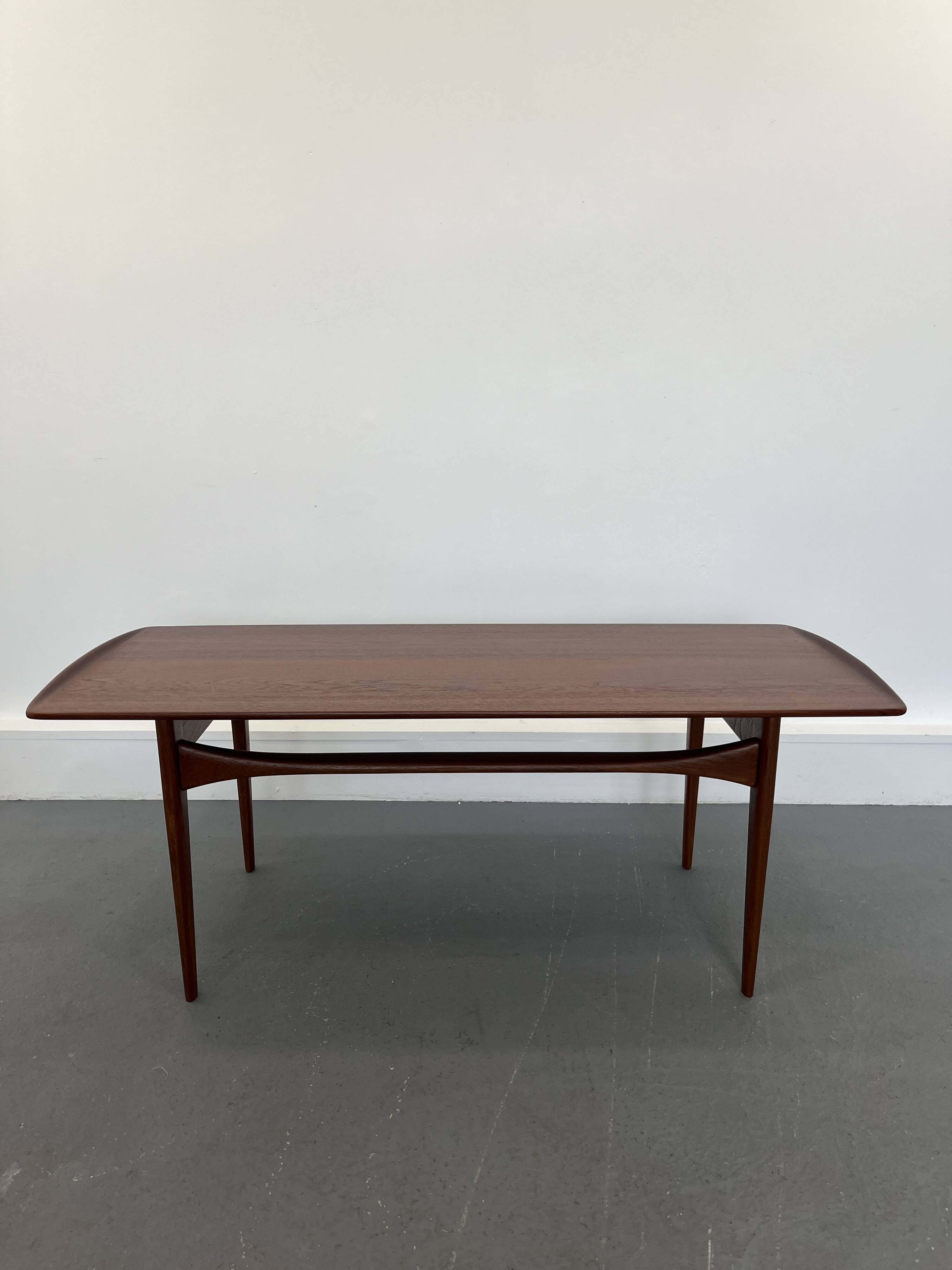 Teak Coffee Table by Tove and Edvard Kindt-Larsen for France & Son, Denmark, 1960s