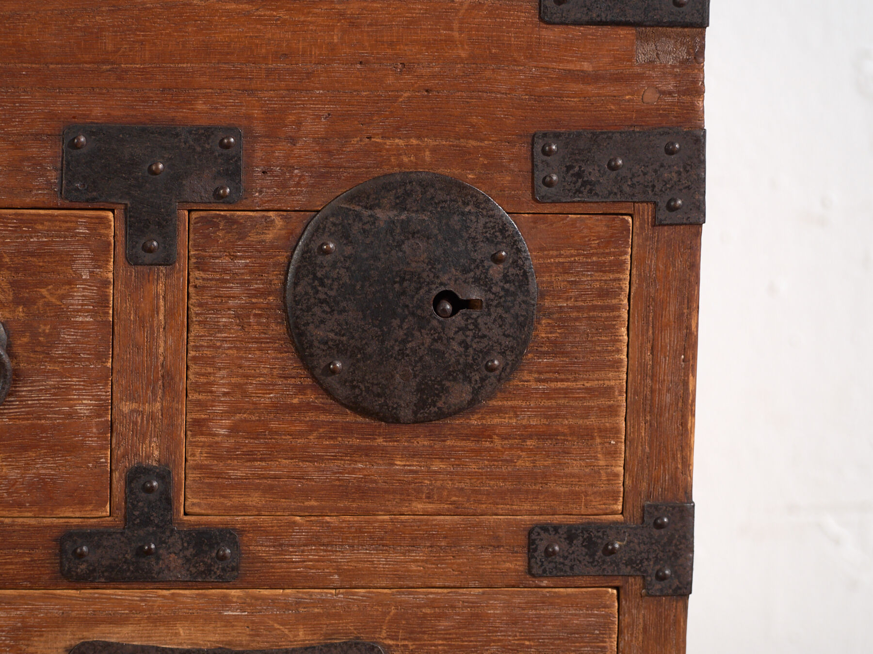 Japanese ko-dansu with hinged lid and paulownia wood drawers, Meiji–Taishō period, circa 1868–1926.