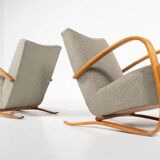 Pair of Bentwood Armchairs by Jindrich Halabala H269, Czech Republic, 1940s