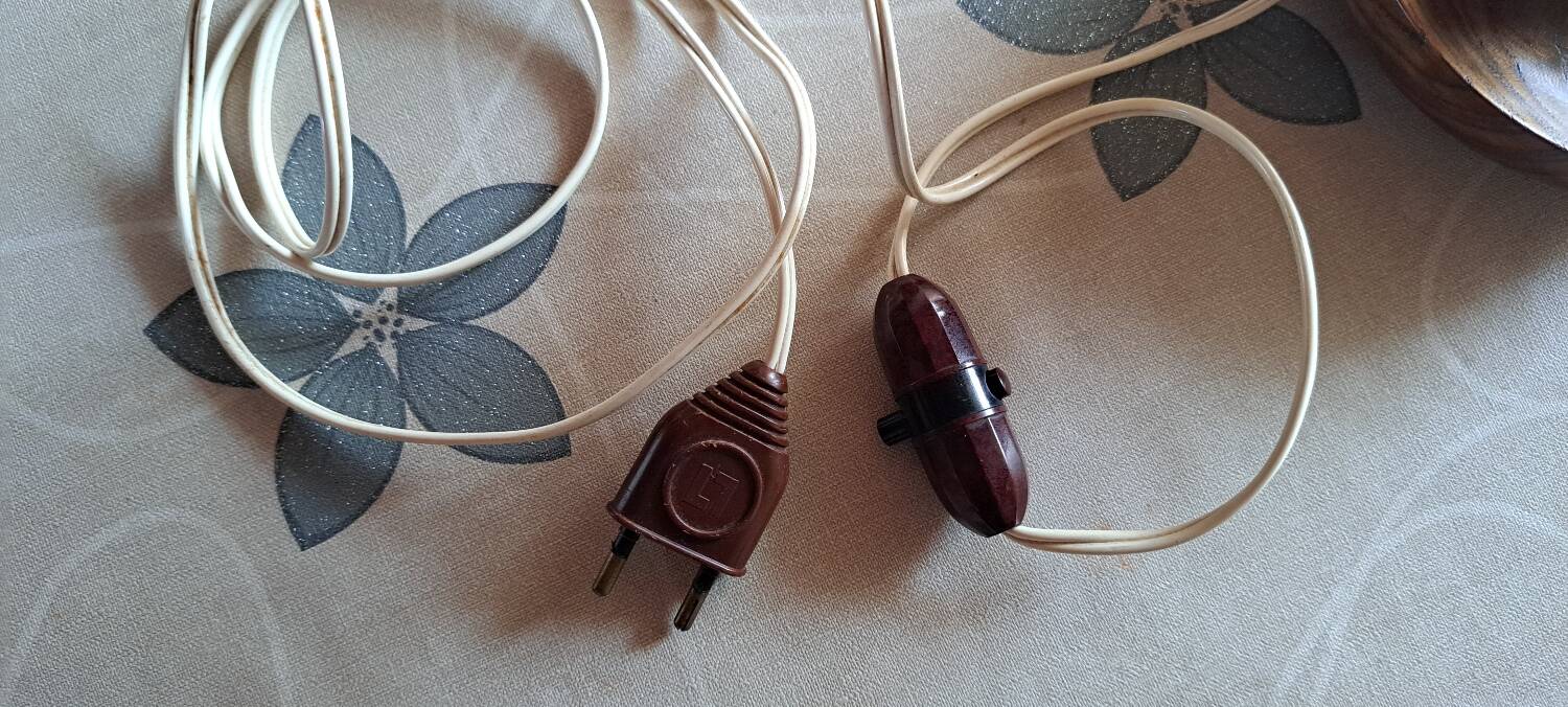 Brutalist style wooden lamp