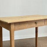 Vintage farmhouse table, country style