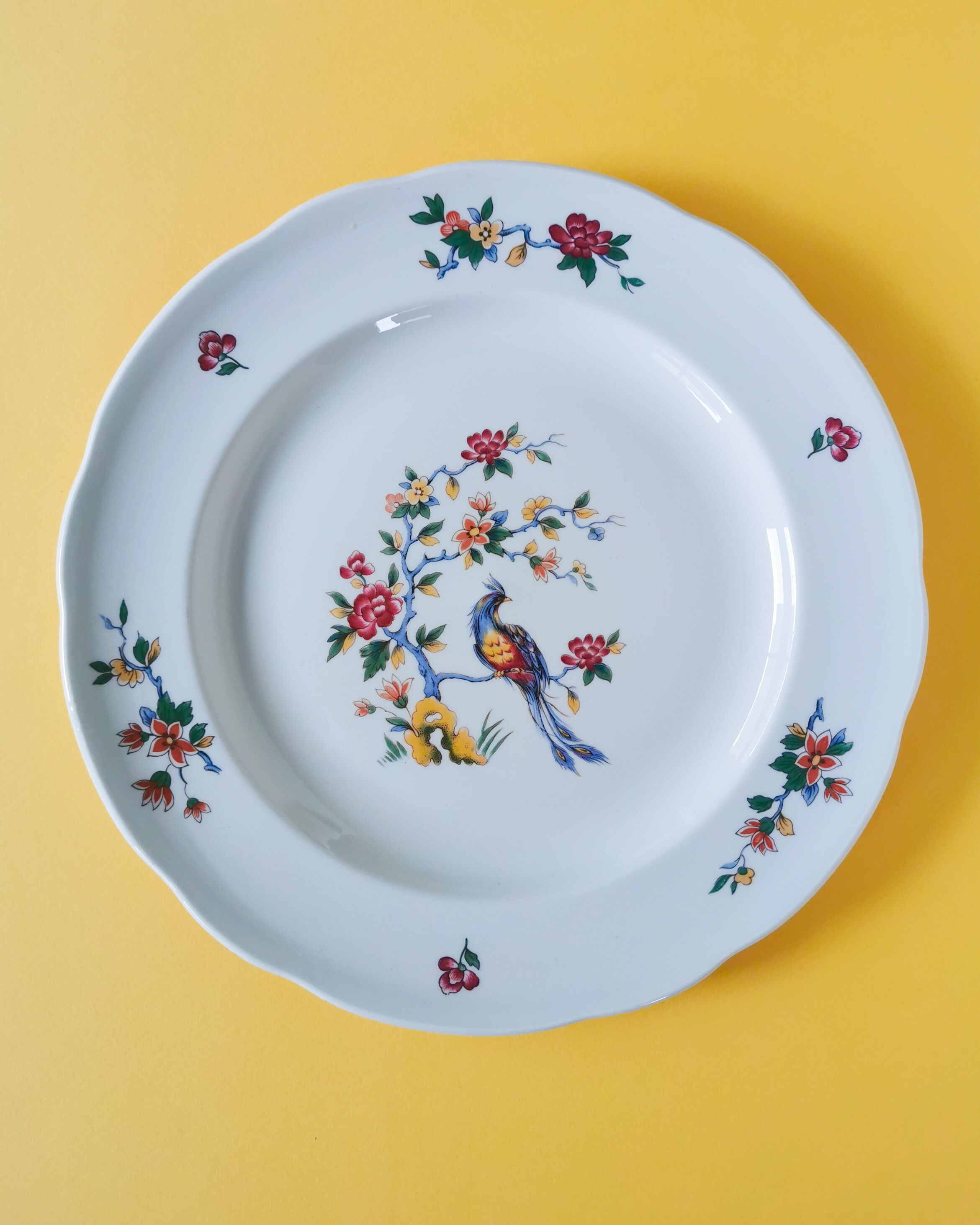 10 flat plates in Sarreguemine porcelain
