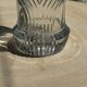 Vase en verre à décor géométrique