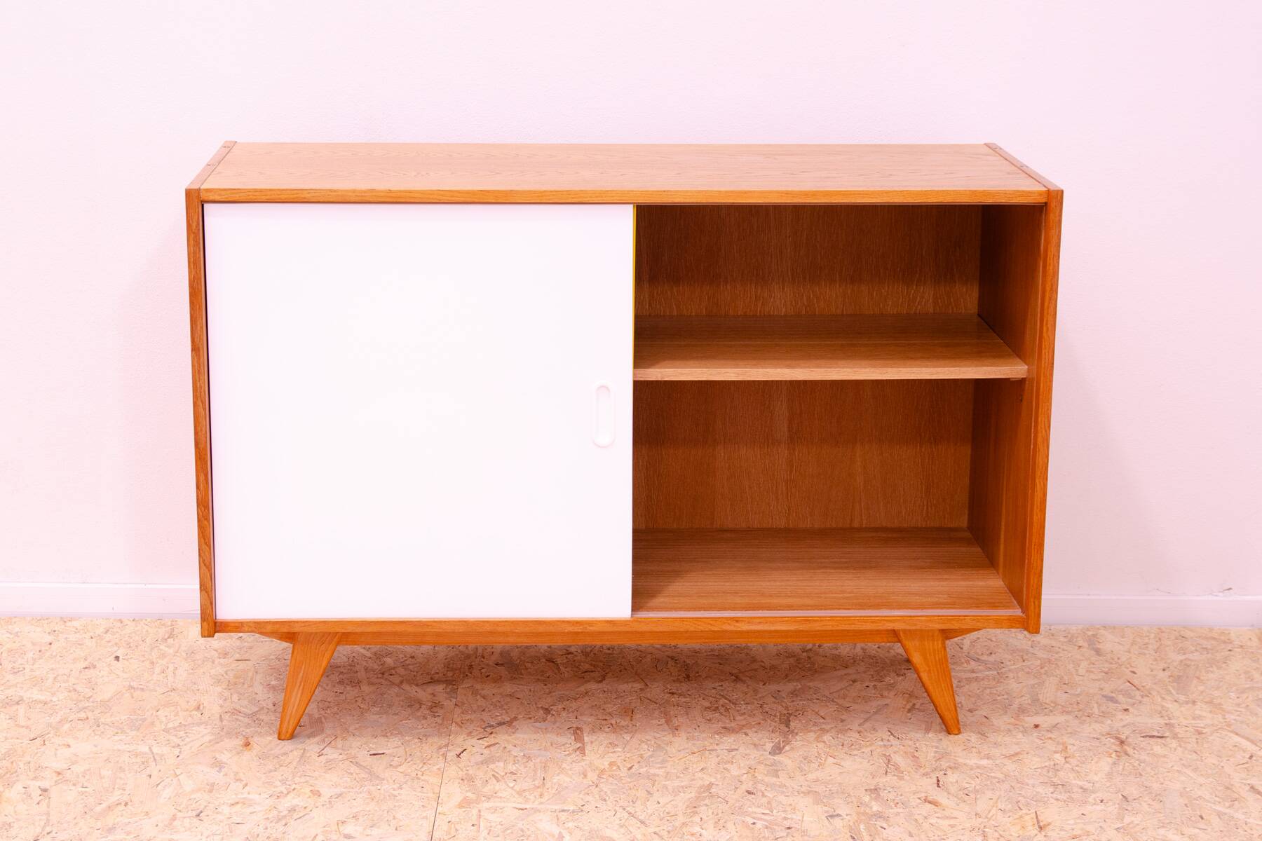 Buffet vintage U-452 par Jiří Jiroutek, 1960, Tchécoslovaquie