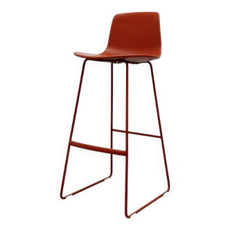 Lottus high stool from Enea dark red