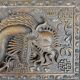Secrétaire chinois du 19e siècle avec sculpture de dragon en bois.