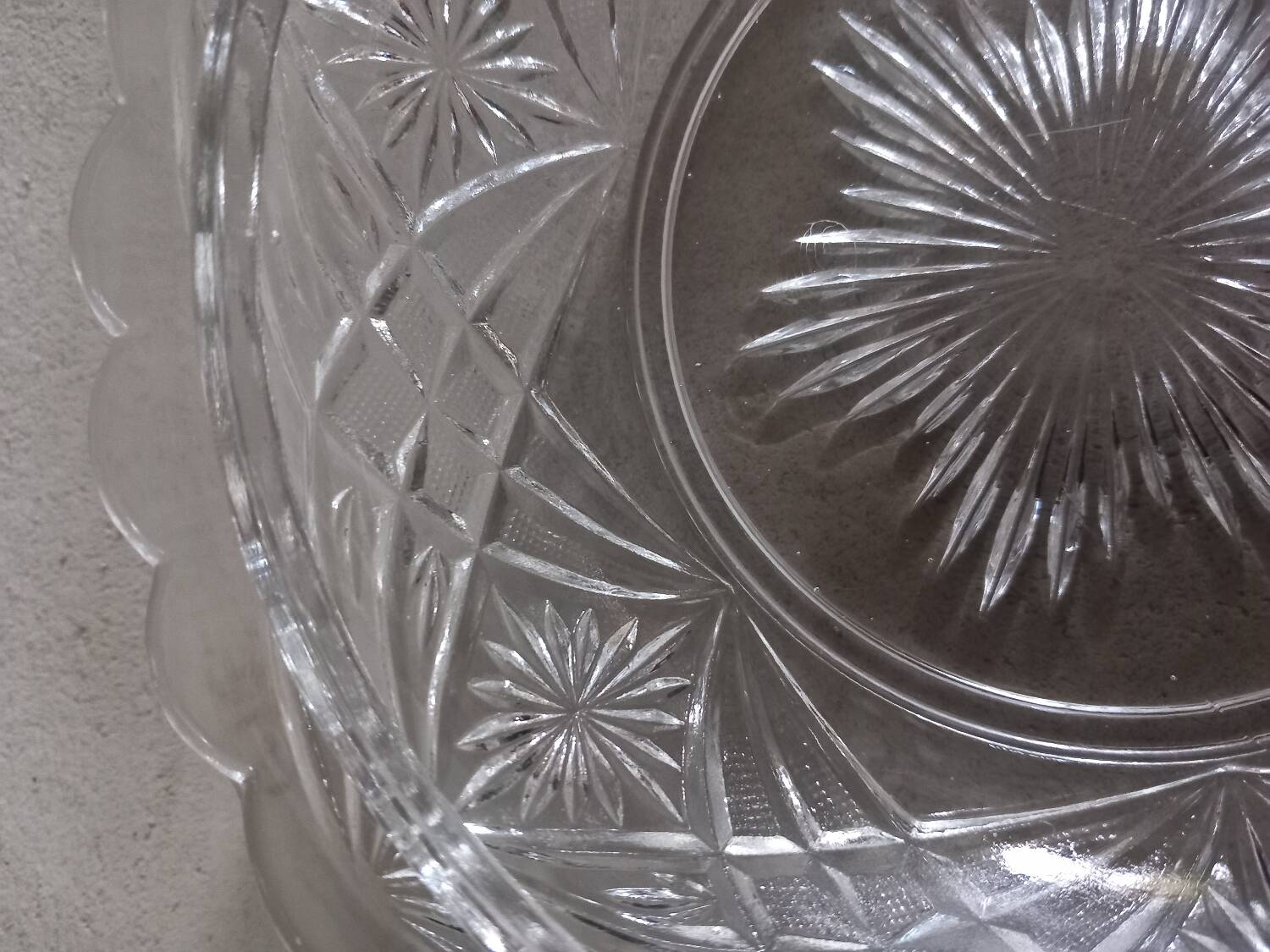 Old sugar bowl/bonbonniere in chiseled glass