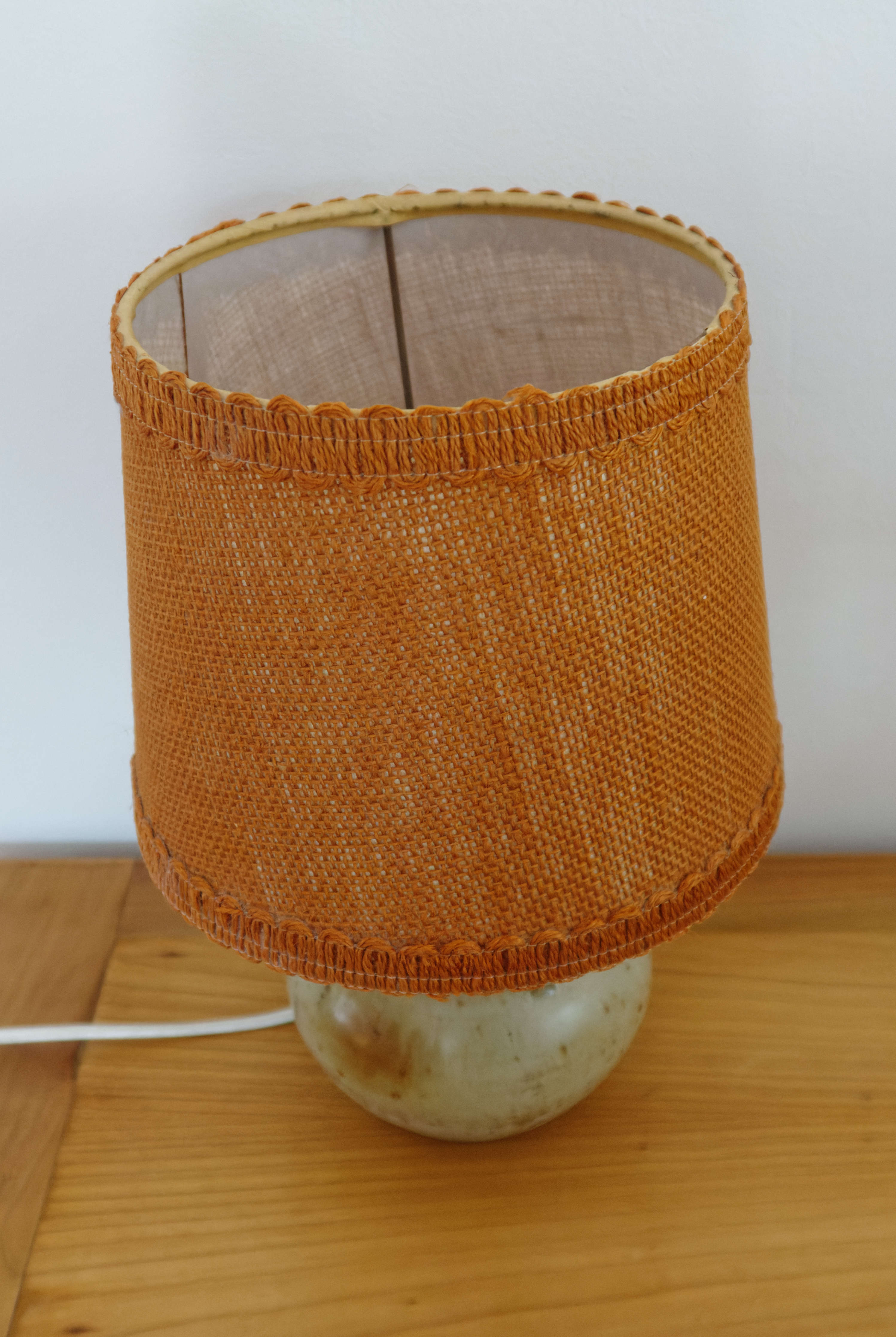 Vintage ceramic and burlap table lamp
