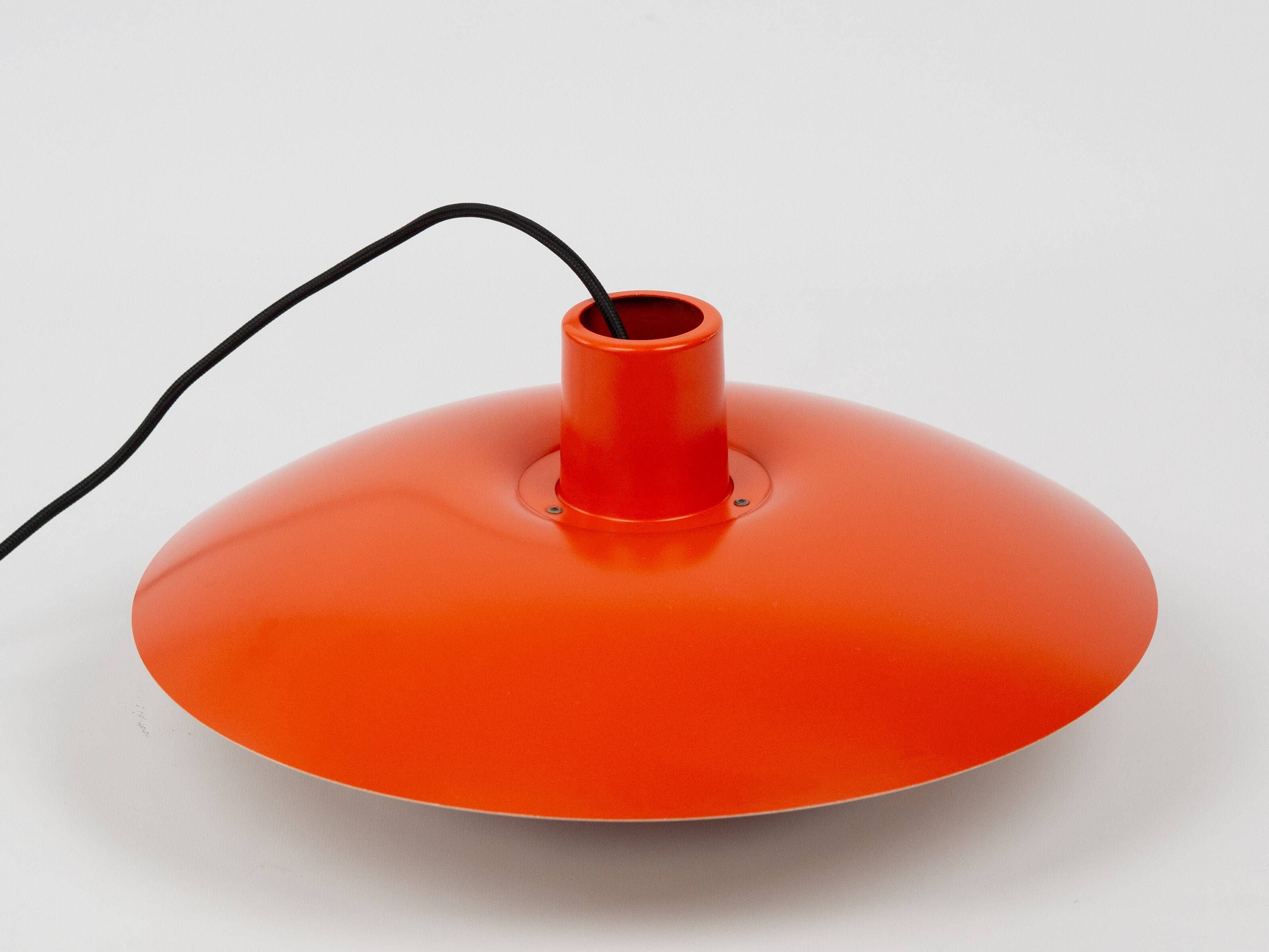 Danish vintage pendant lamp PH 4/3 by Poul Henningsen, Louis Poulsen, 1966