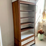 Bookcase/shelf