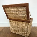 Wicker trunk