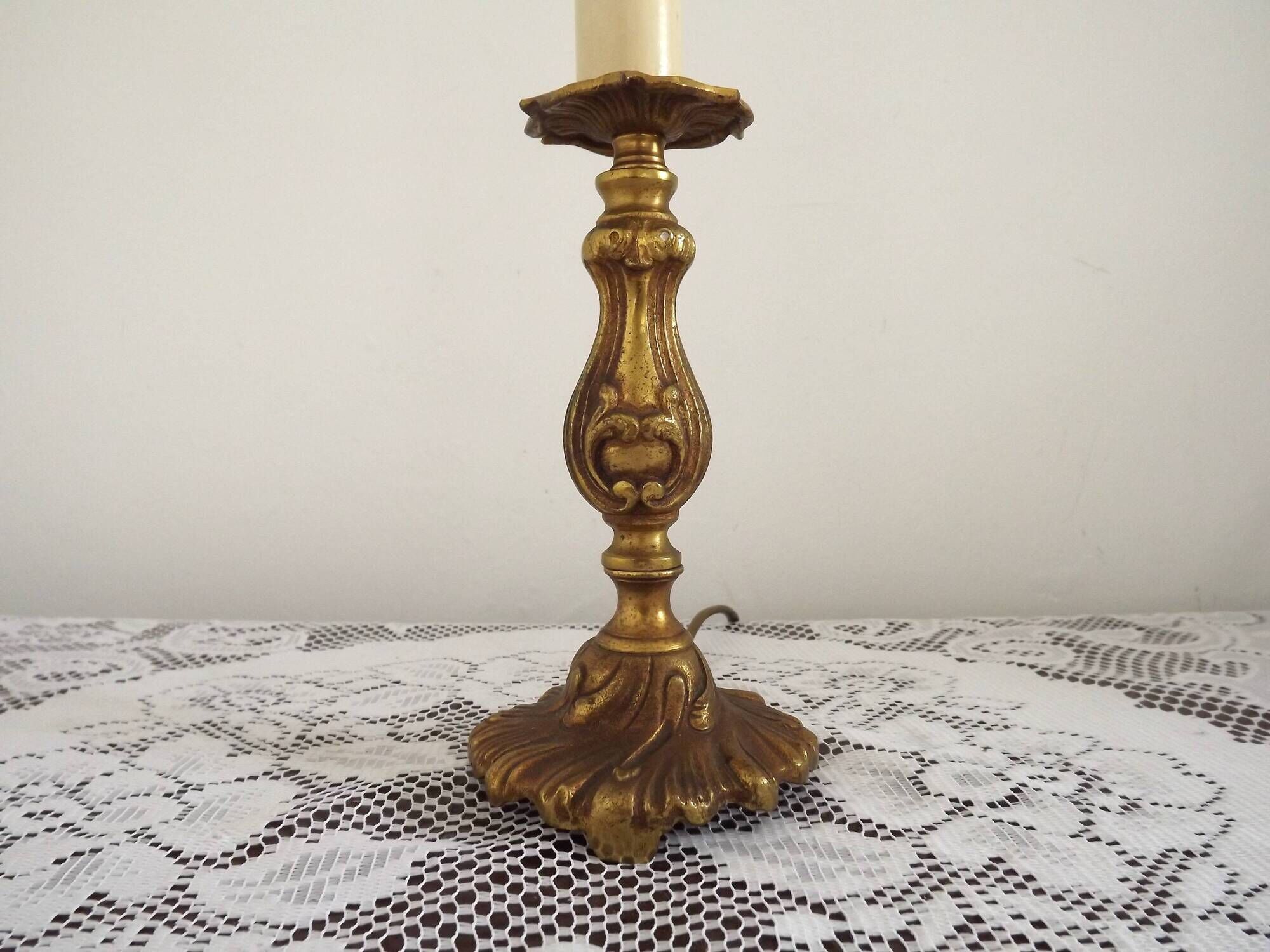 Small Vintage French Art Nouveau Style Bronze Candlestick Table Lamp 5358