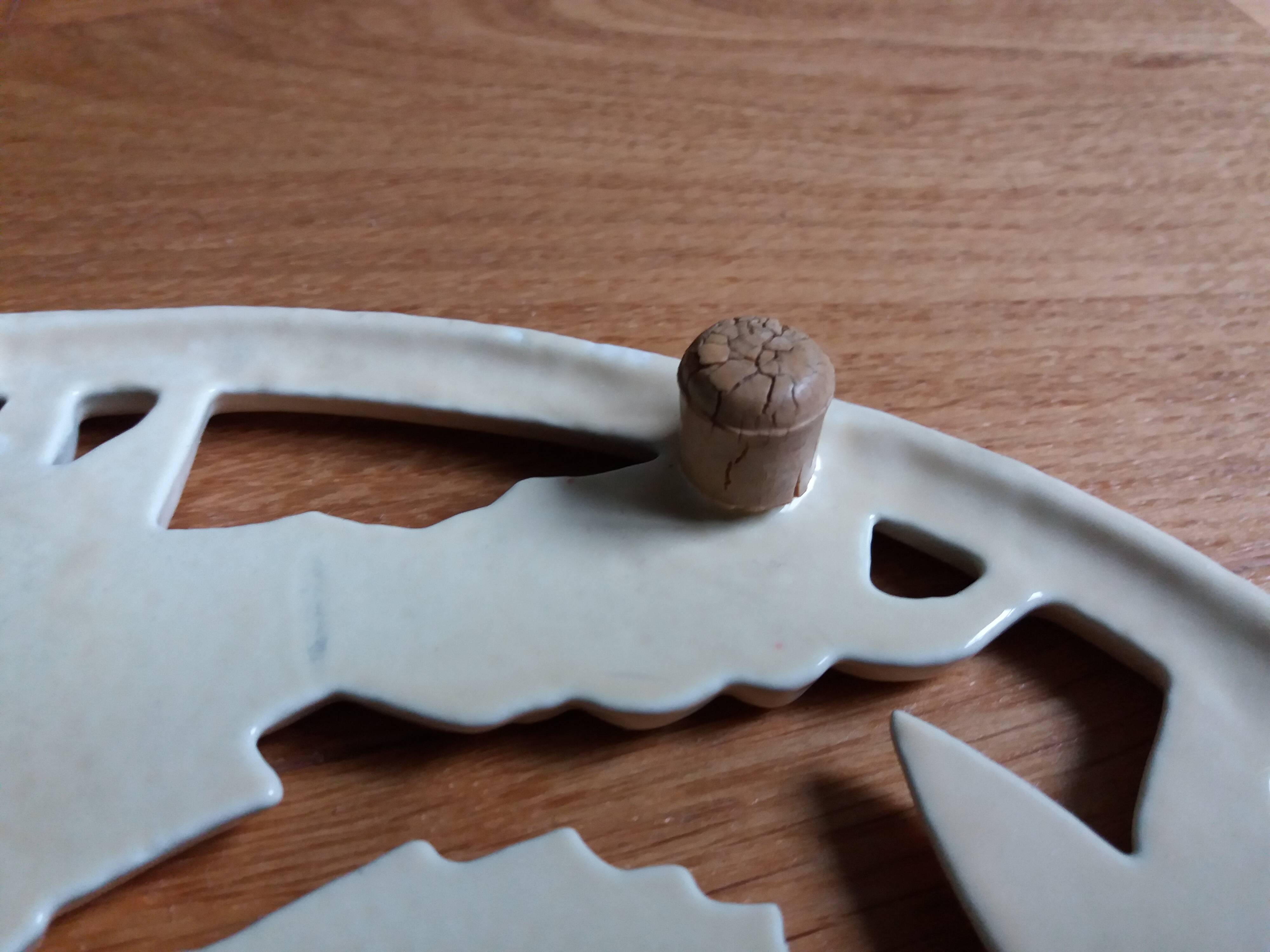 Cast iron fish trivet