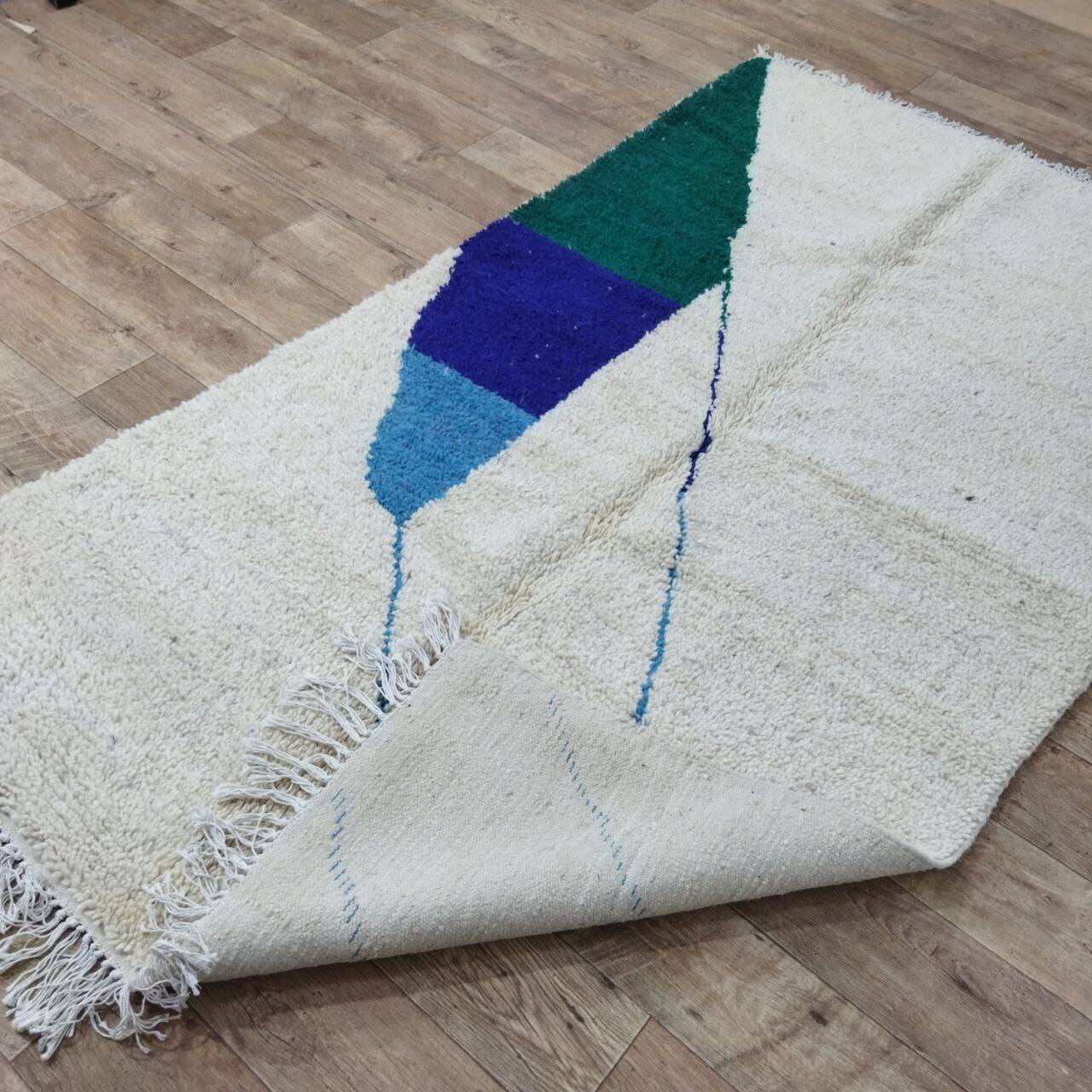 Tapis berbère marocain artisanal fait main