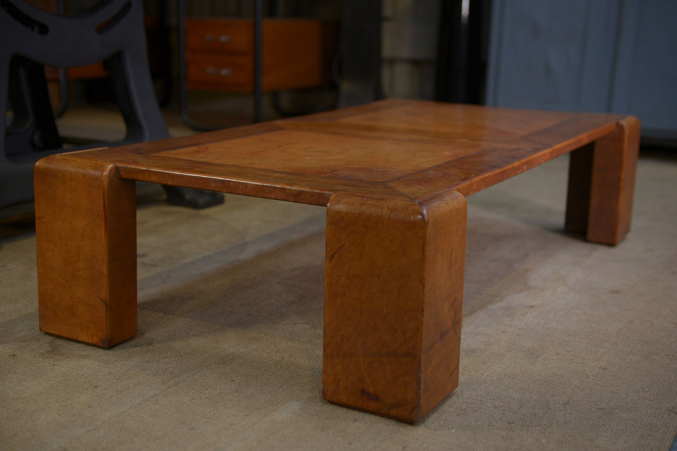 Leather coffee table 1970 " checkers "