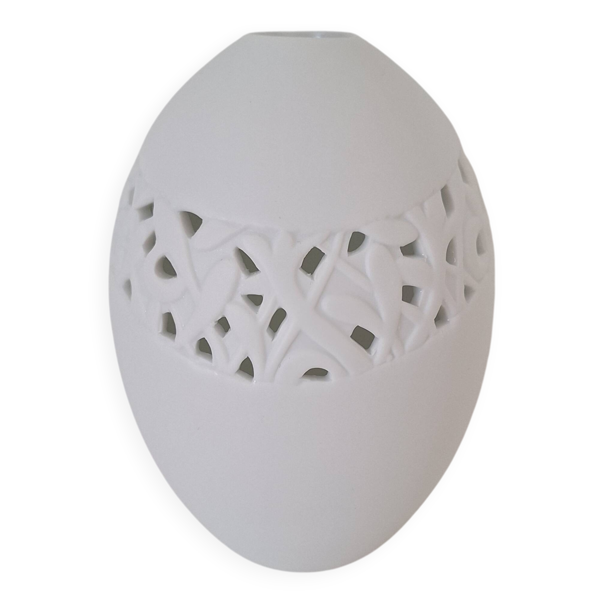 White porcelain egg vase
