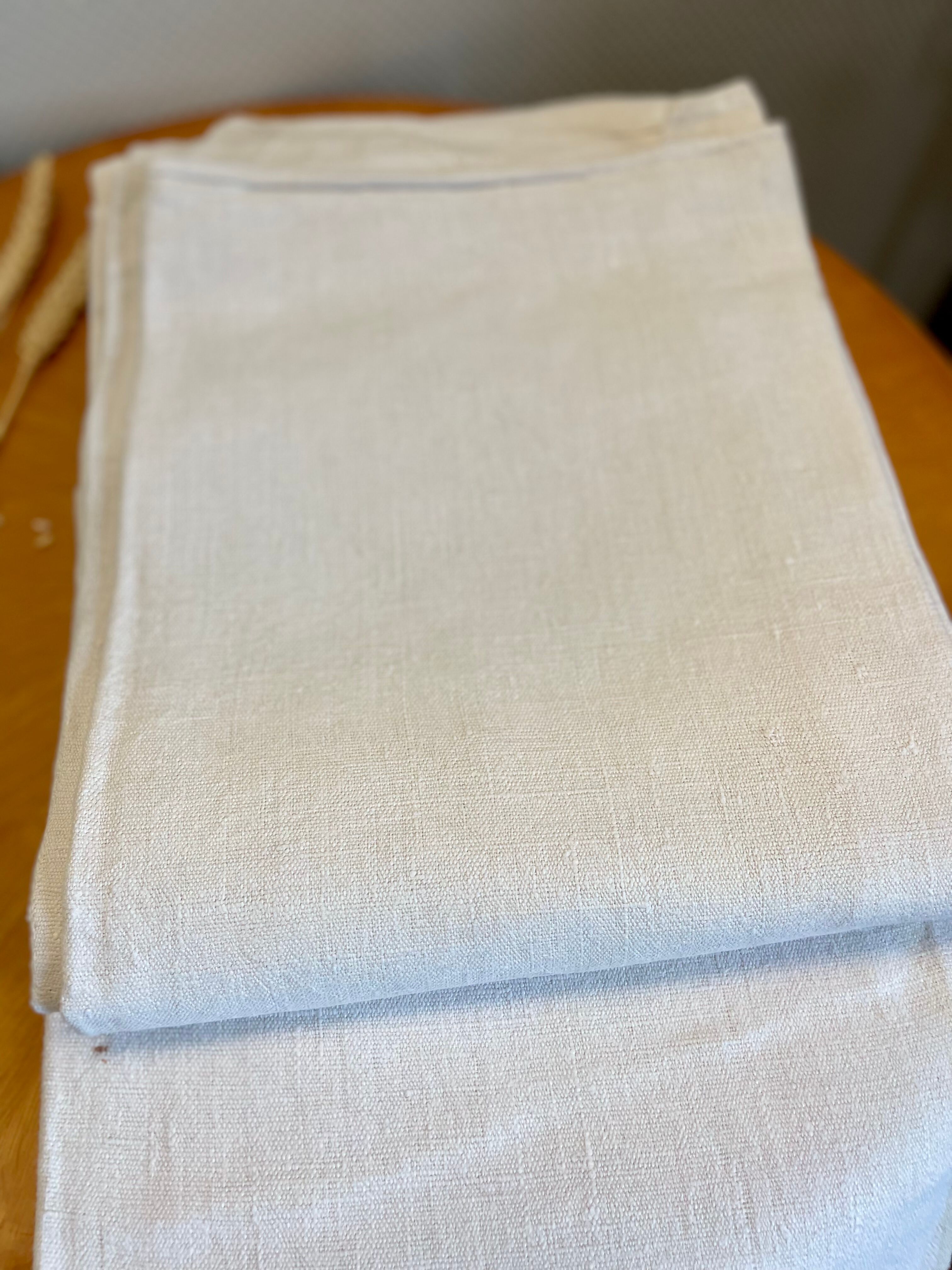 Antique sheet in embroidered hemp linen