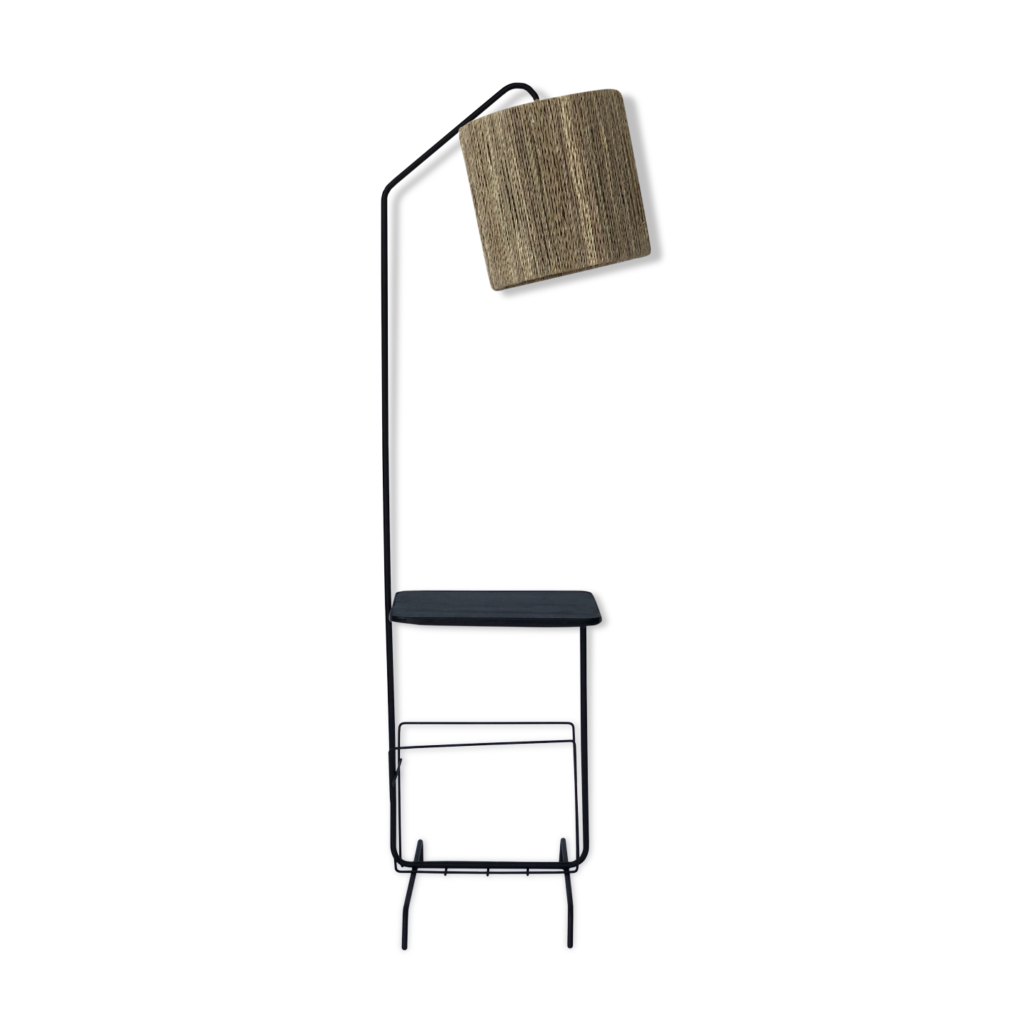Lampadaire porte-revues en fer forgé, abat-jour en corde 1960