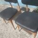 Chaise vintage skaï noir