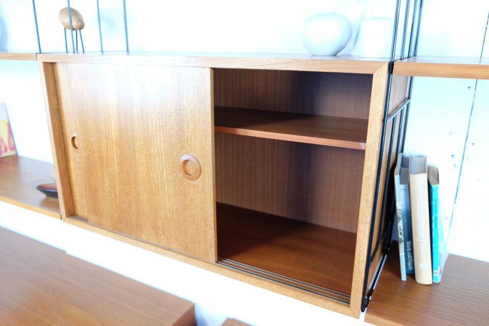 WHB shelf in teak, retro vintage style from the 60s-70s.