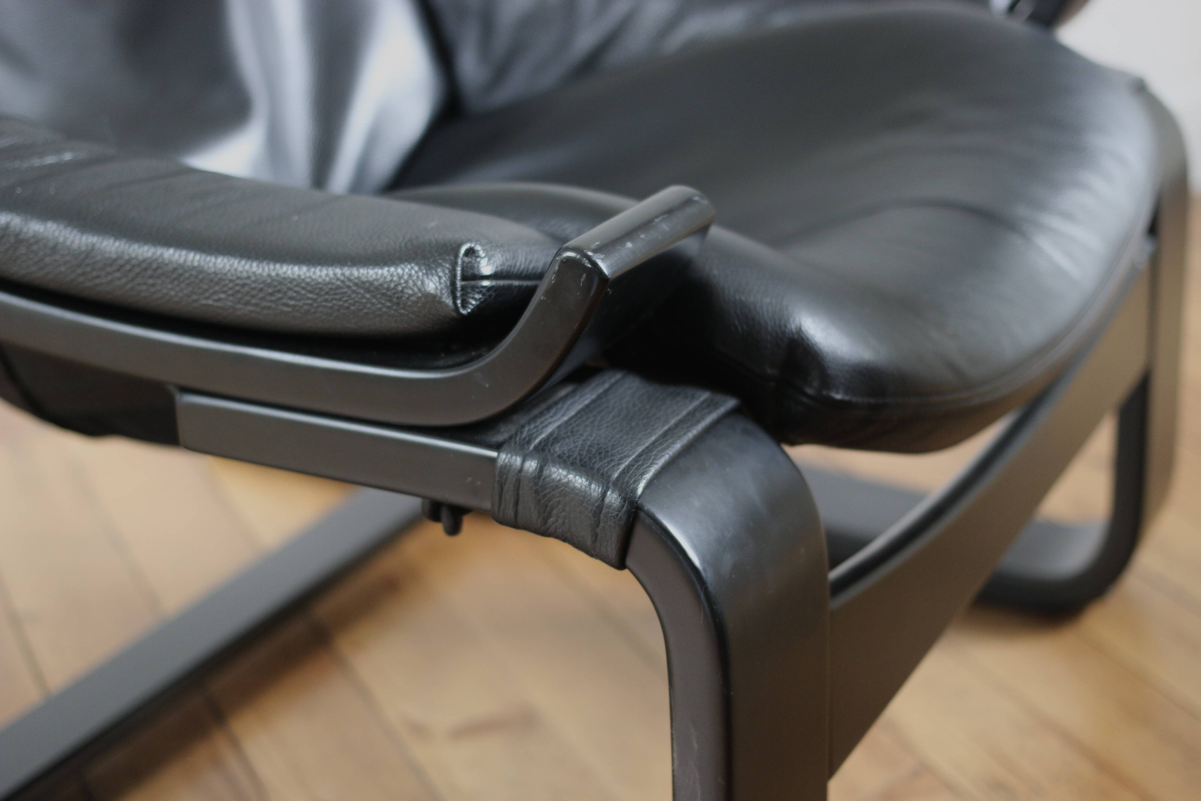 Scandinavian armchair Ake Frybiter Kroken Roche Bobois