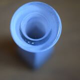 Soliflore bleu pâle en verre et plaque argent