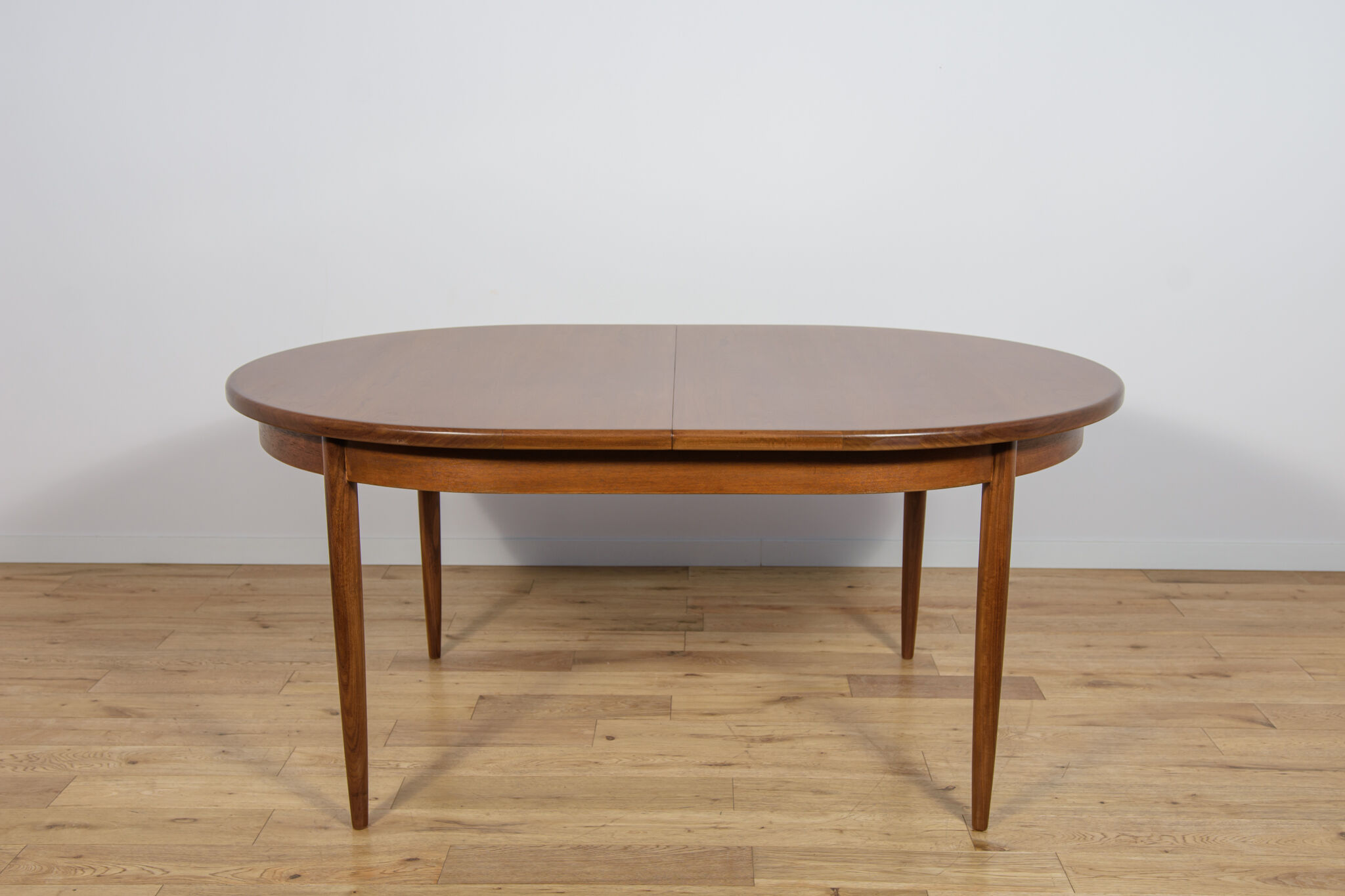 Mid-century modern teak oval dining table from G-Plan, United Kingdom, 1960s