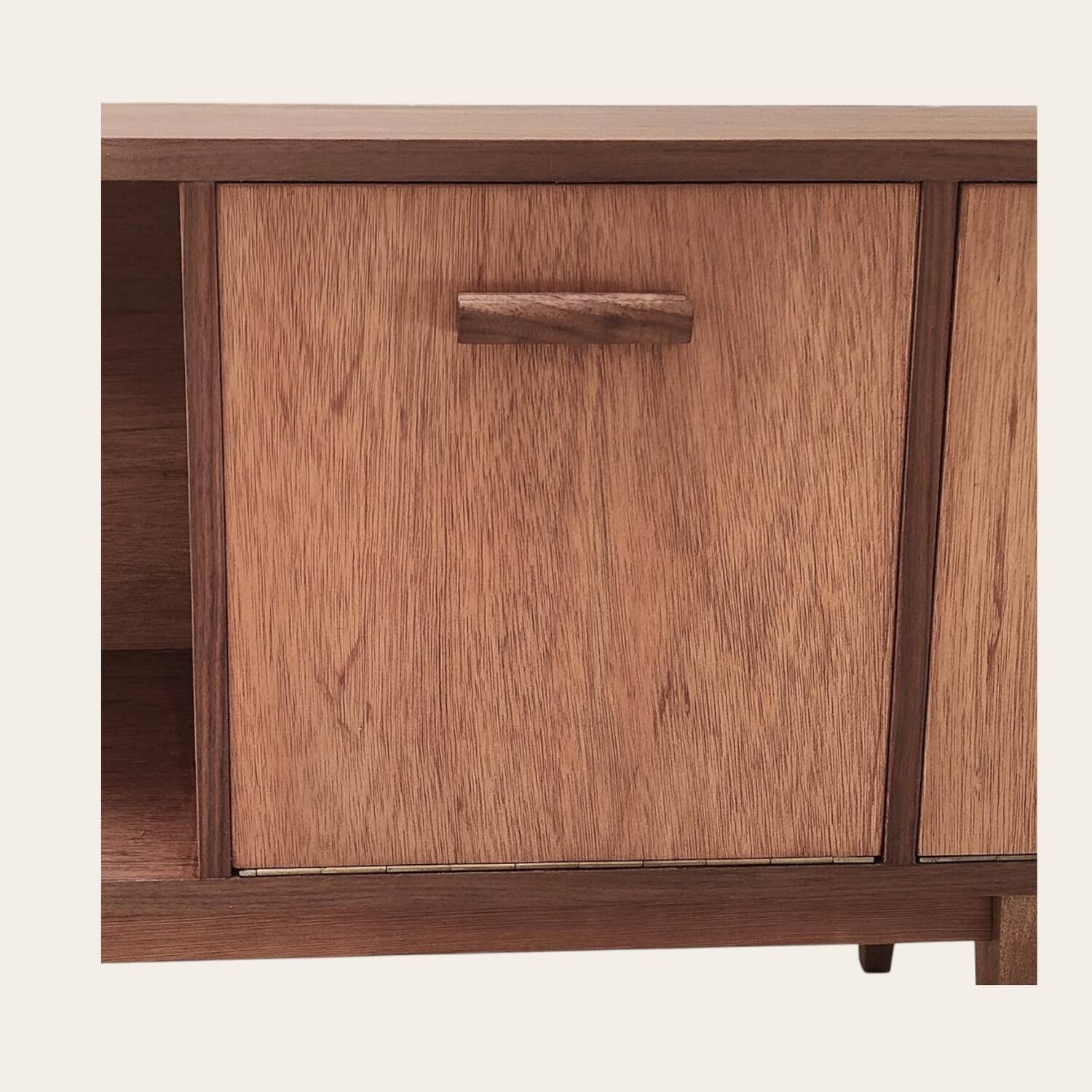 Silund low sideboard