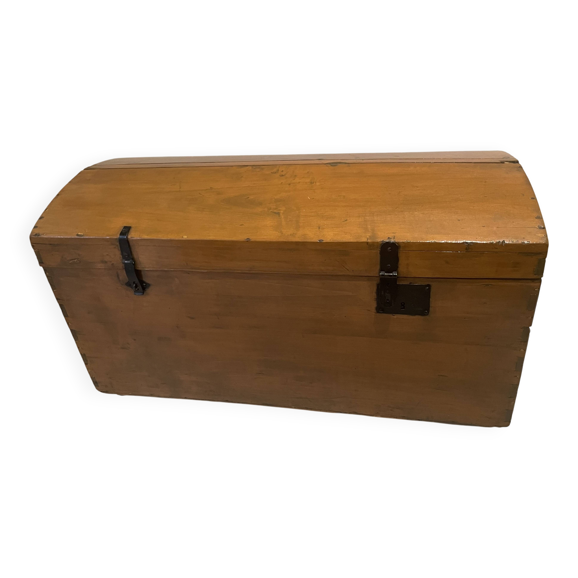 Wooden trunk/box