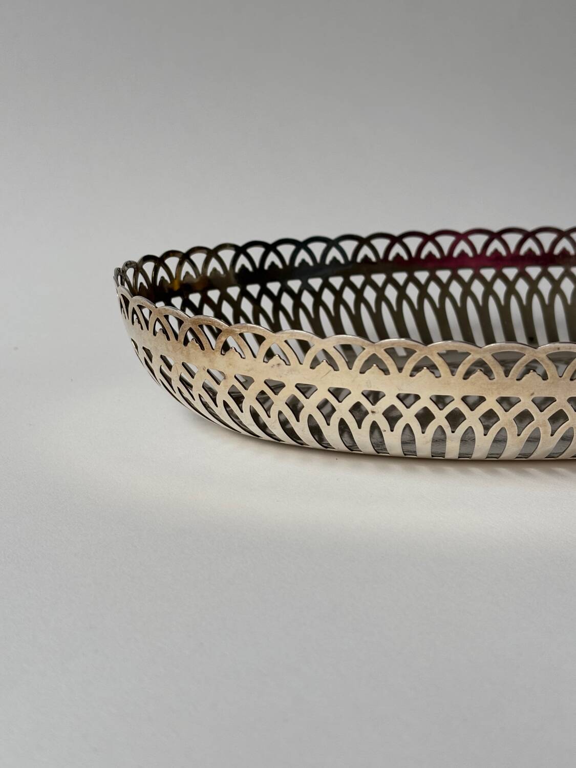 Vintage openwork basket in silver metal