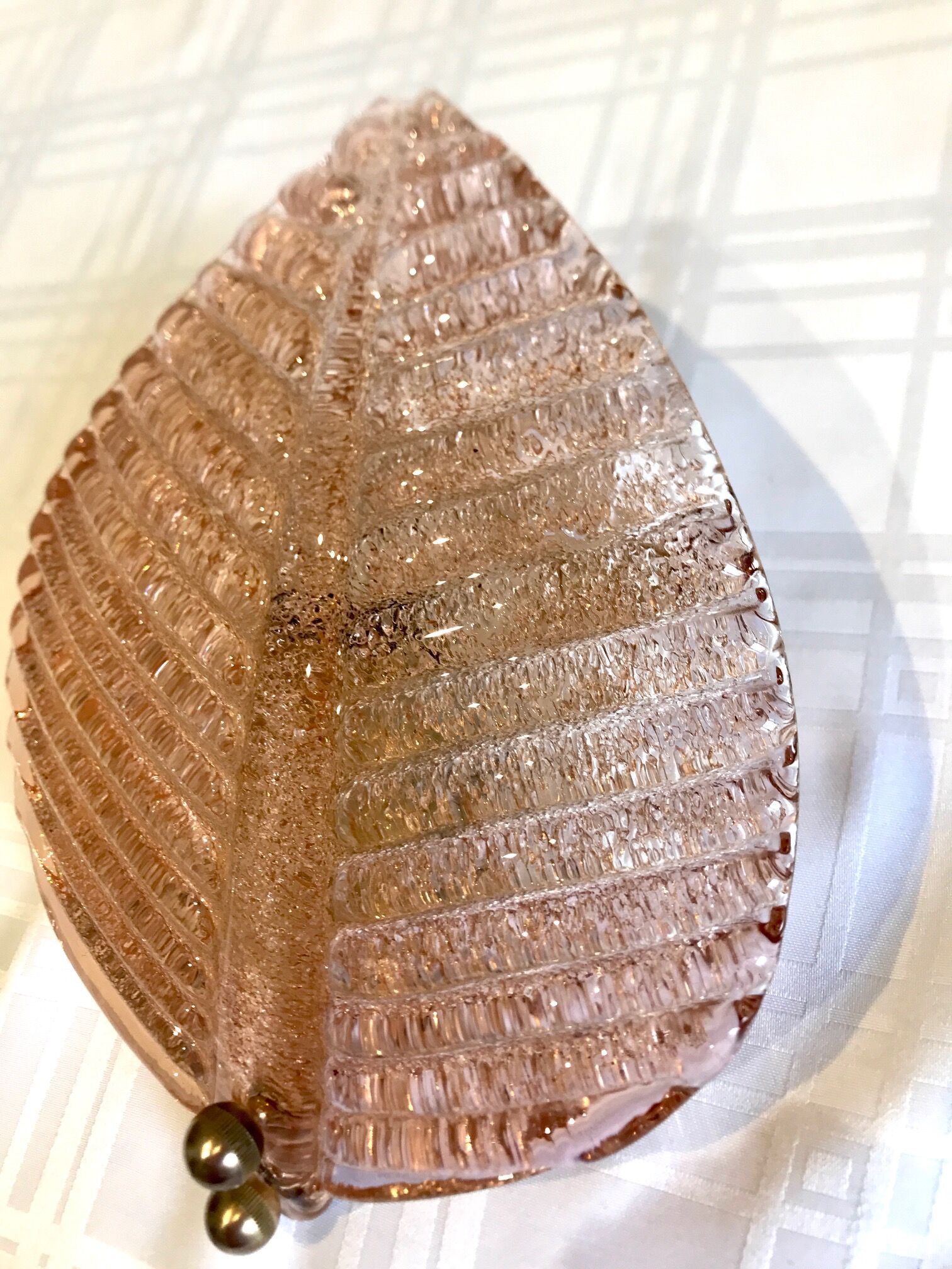 Glass sheet wall lamp