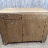 Vintage wooden chest of drawers