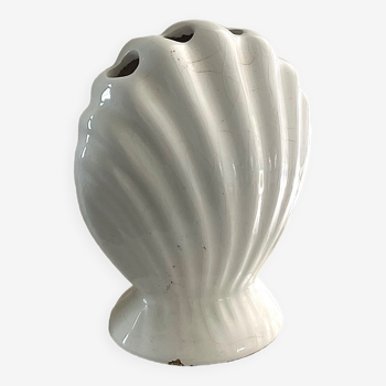 Shell pencil pot