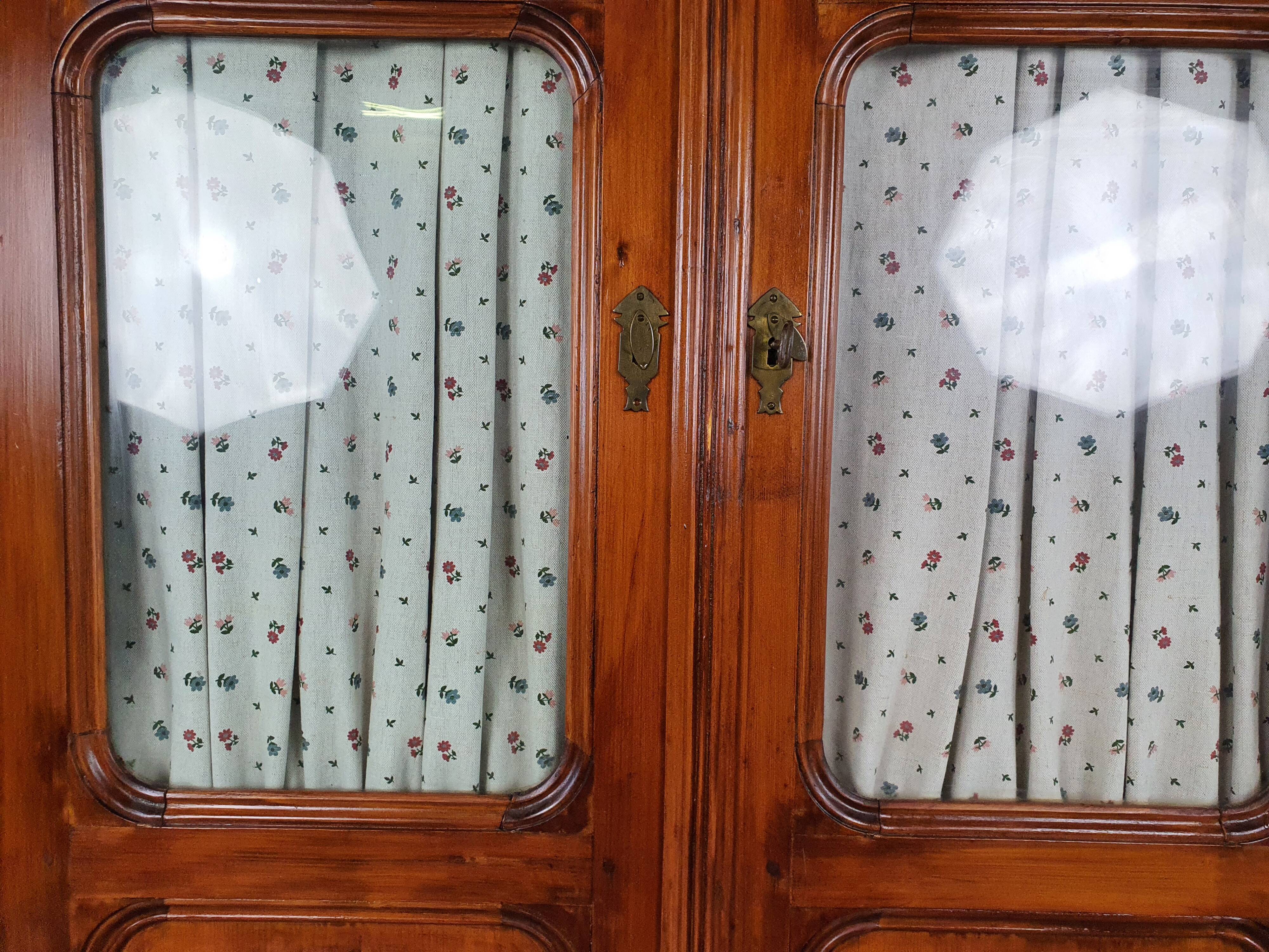 Rustic Wardrobe in Fir with Curtains