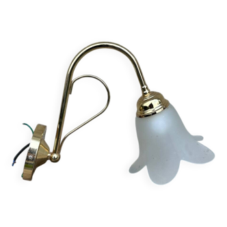 Vintage gold wall lamp with swan neck and tulip Keria.