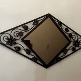 miroir art déco fer forgé orné de feuilles forme losange 80 / 40 cm