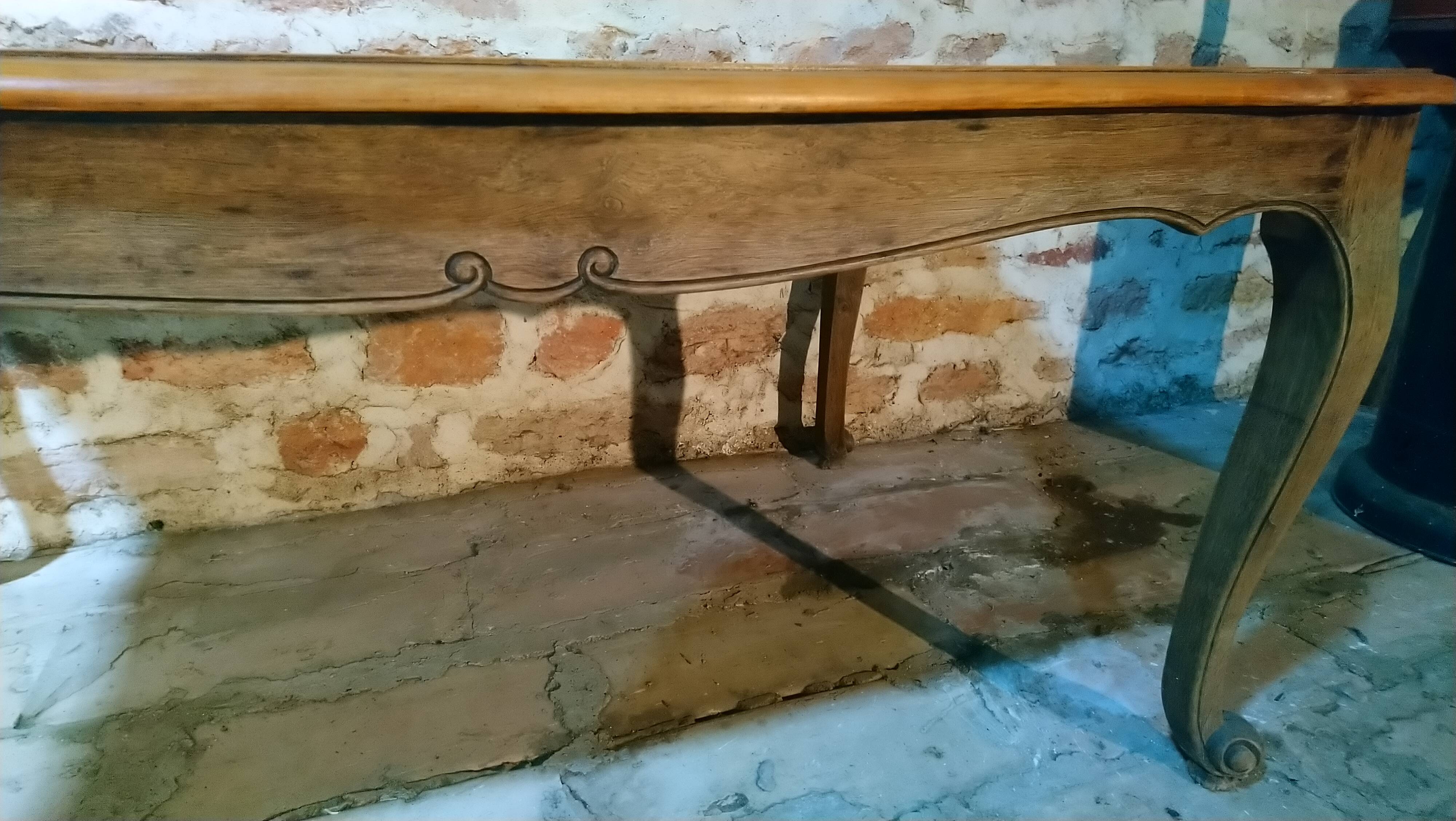 Louis XV style table in oak and cherry wood.